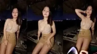 Cewek Cantik Rela Diajak Ke Gubuk Sawah Bercinta Ngewe
